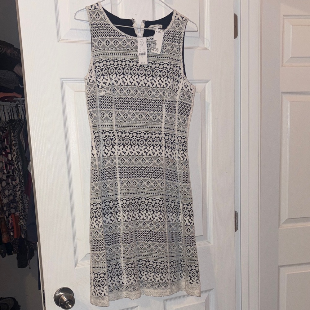 Lace overlay Black under Sleeveless Dress - Black and White